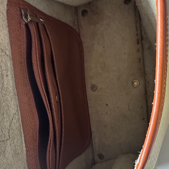 Vintage Dooney & Bourke Leather Shoulder Bag - Picture 6 of 13